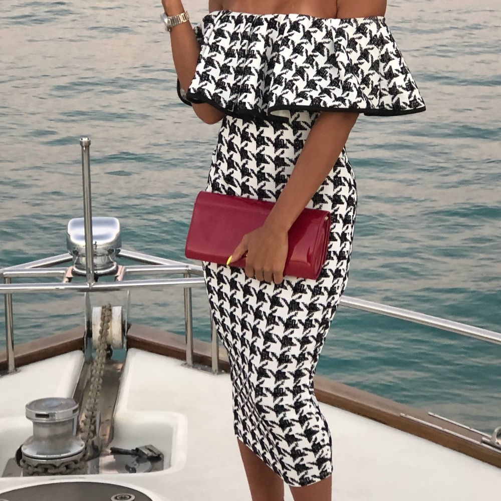 Black and white fitted dress